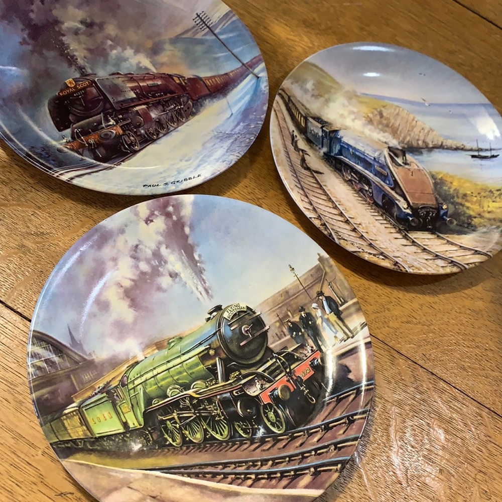 3 Davenport Pottery Co. Ltd. plates